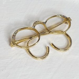 Kitschy Retro Glasses Brooch
